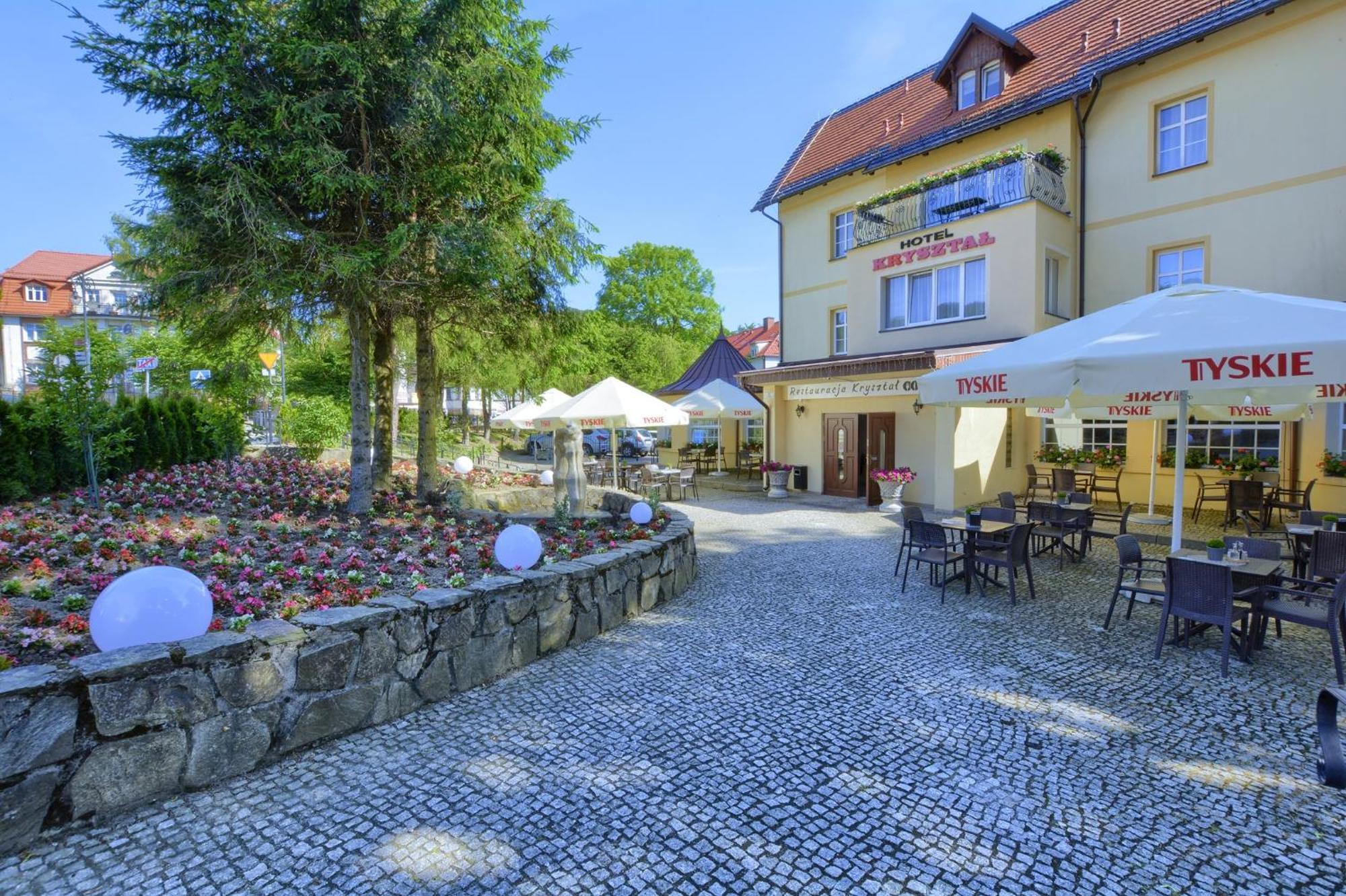Hotel Krysztal Swieradow-Zdroj Ngoại thất bức ảnh